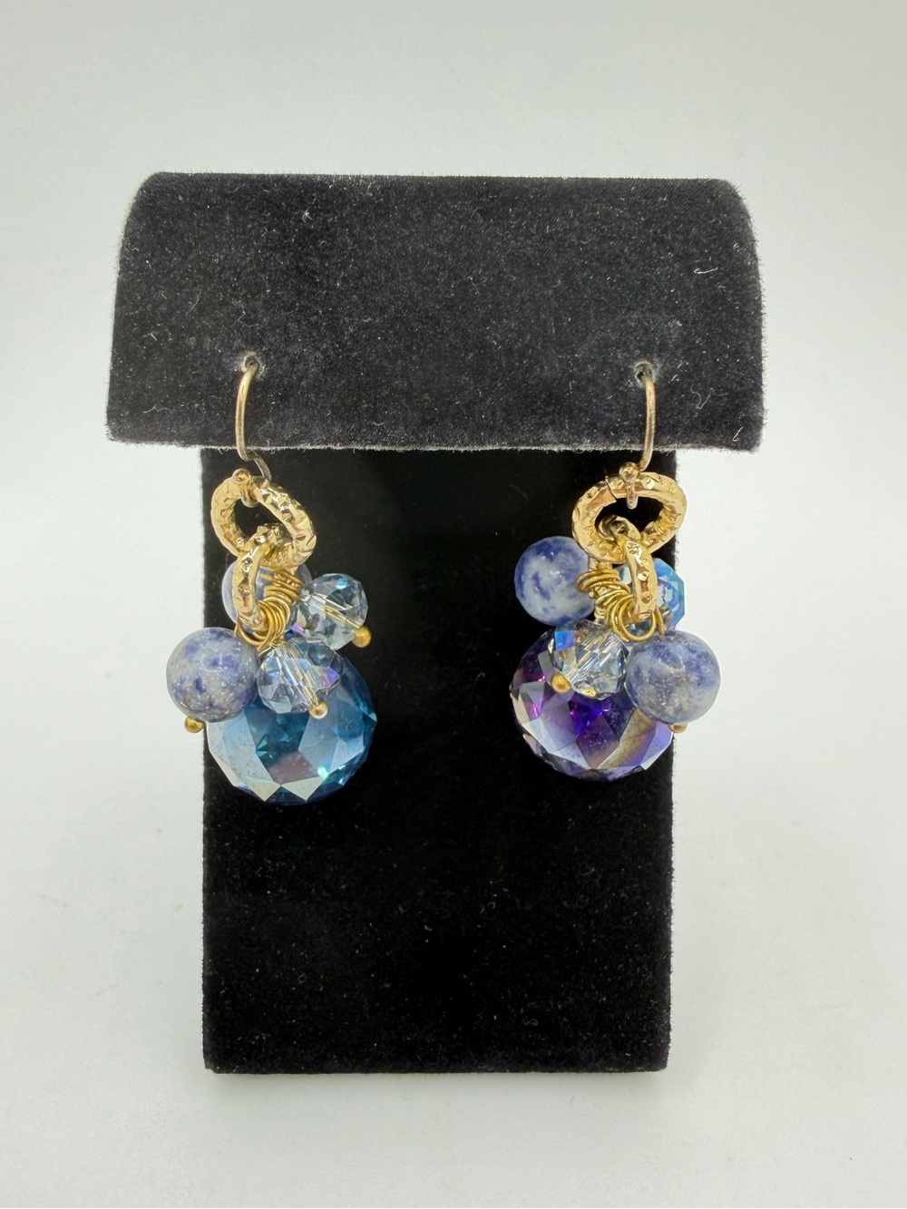 Gold over Sterling silver stamped hooks, crystal and sodalite dangle earrings! - Picture 6 of 16